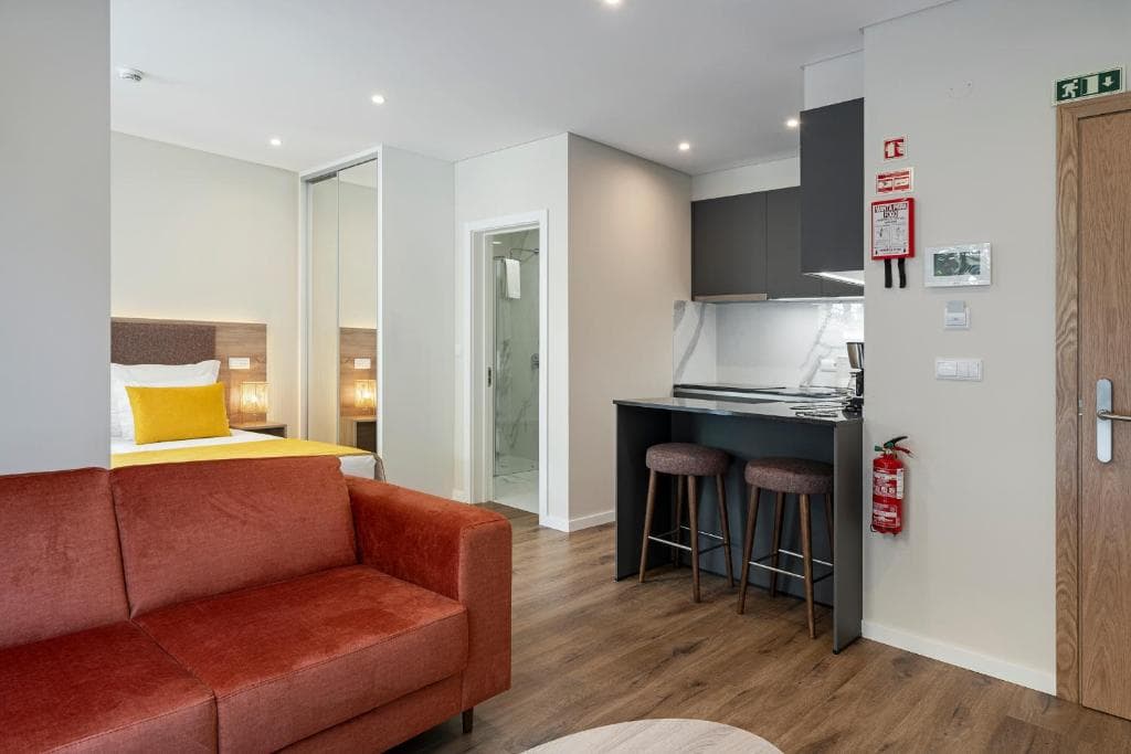 Monumental Plaza by Petit Hotels - 10