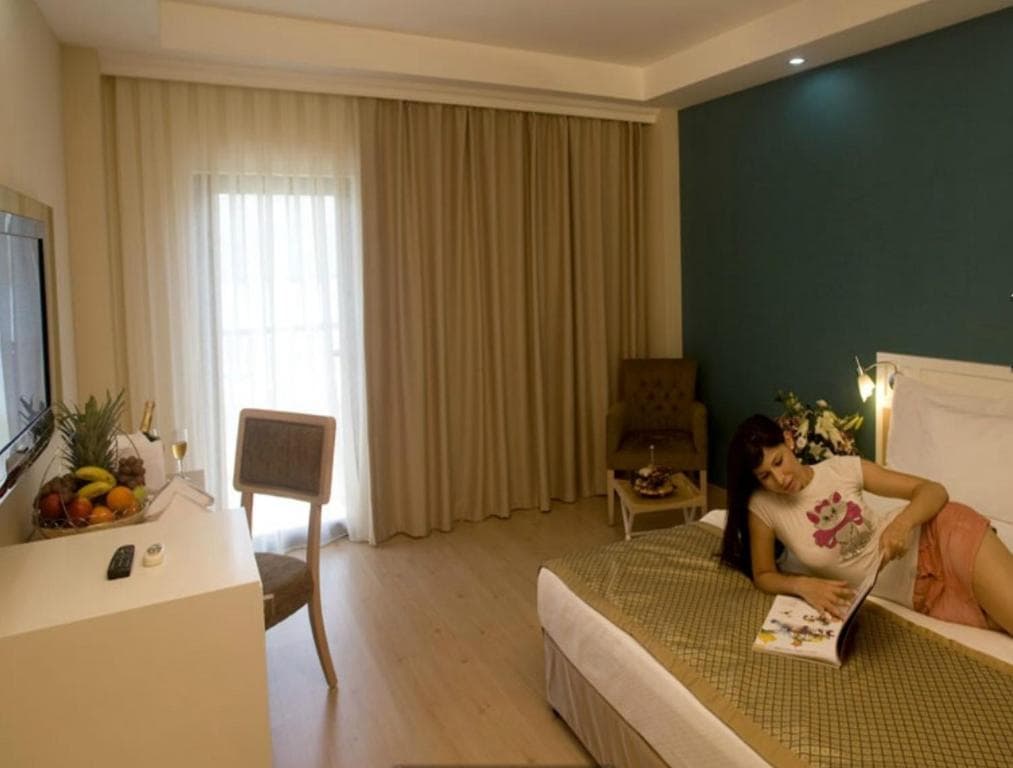 Green Bay Resort And Spa - 21