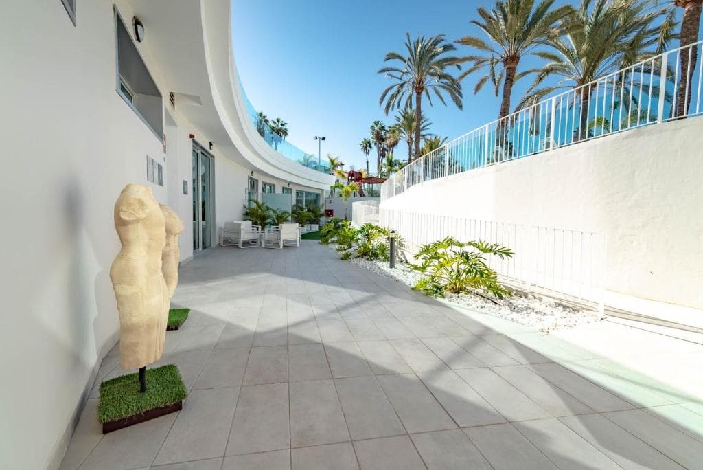 Hotel LIVVO Dunagolf Suites - 26