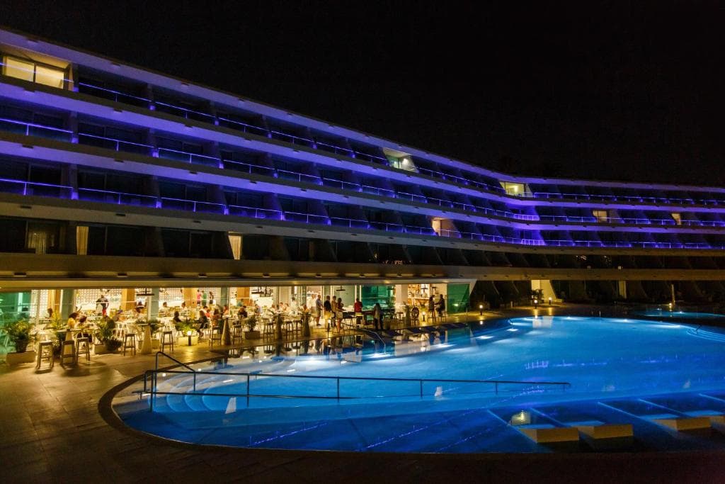 Santa Monica Suites Hotel - 10