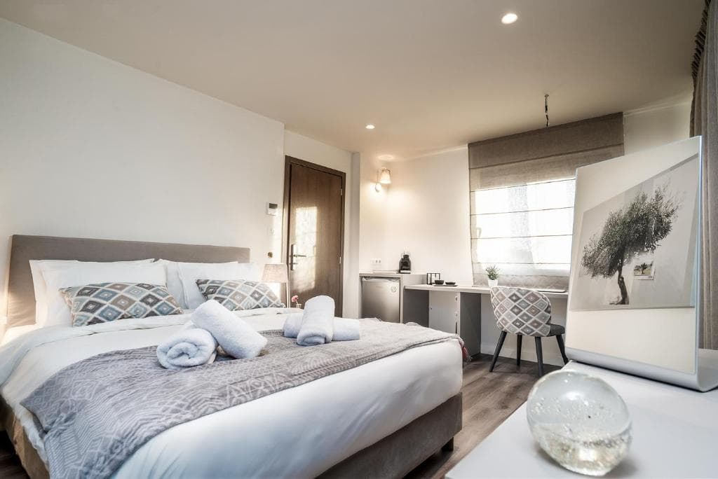 The Urban Nest Athens - Suites & Apartments - 11