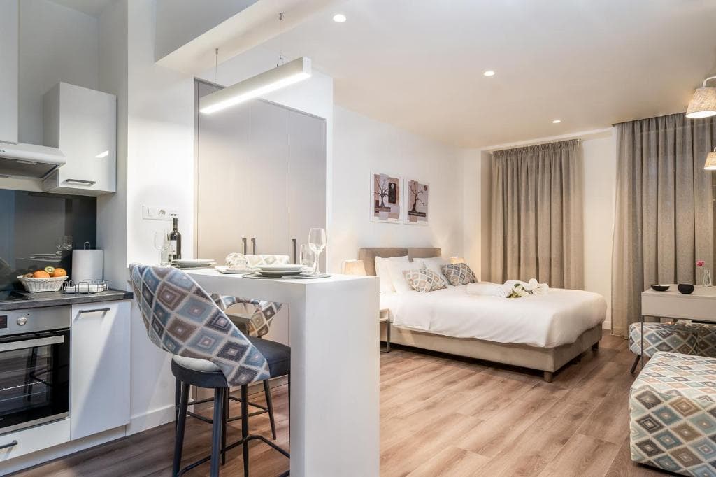 The Urban Nest Athens - Suites & Apartments - 16