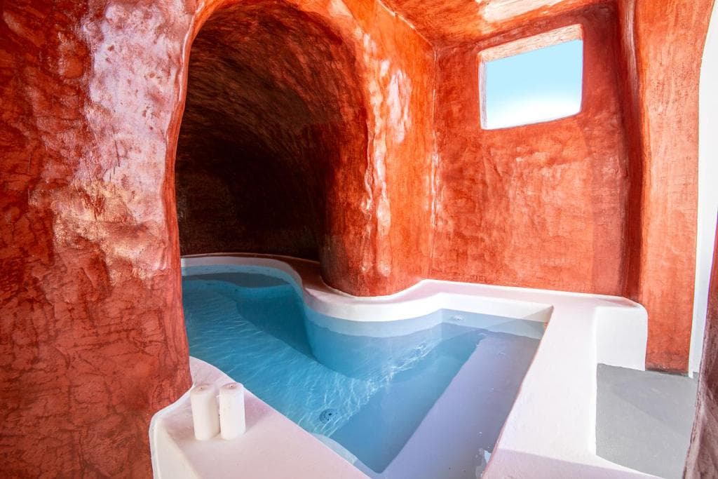 Elysian Santorini - 12