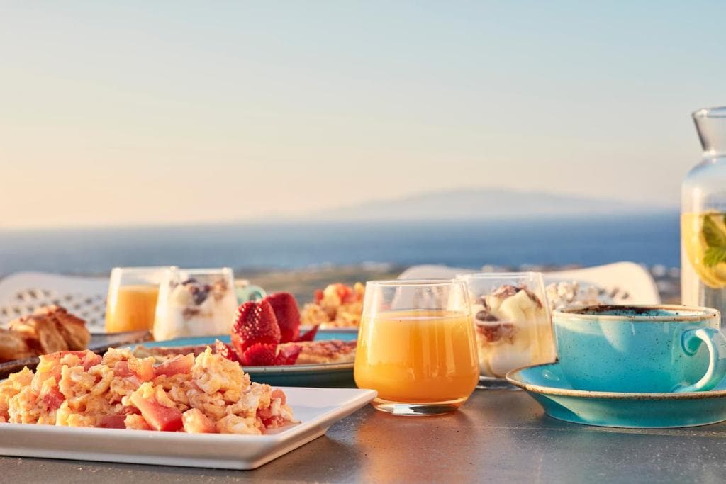 Elysian Santorini - 22