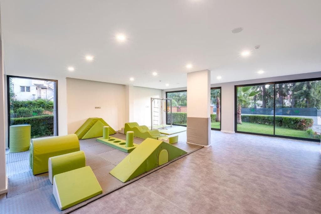 Utopia Resort & Residence - 7