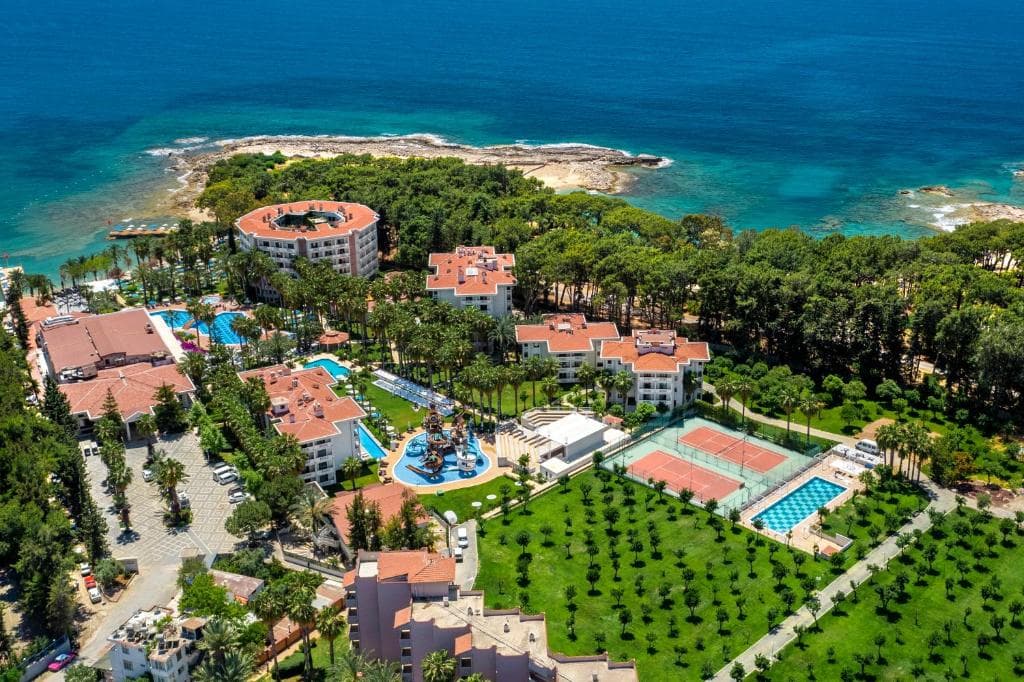Utopia Resort & Residence - 27