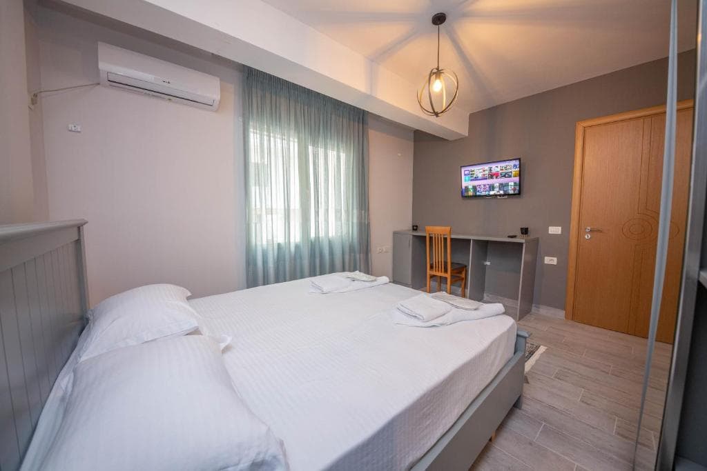 Hotel & Spa Aerial - 23