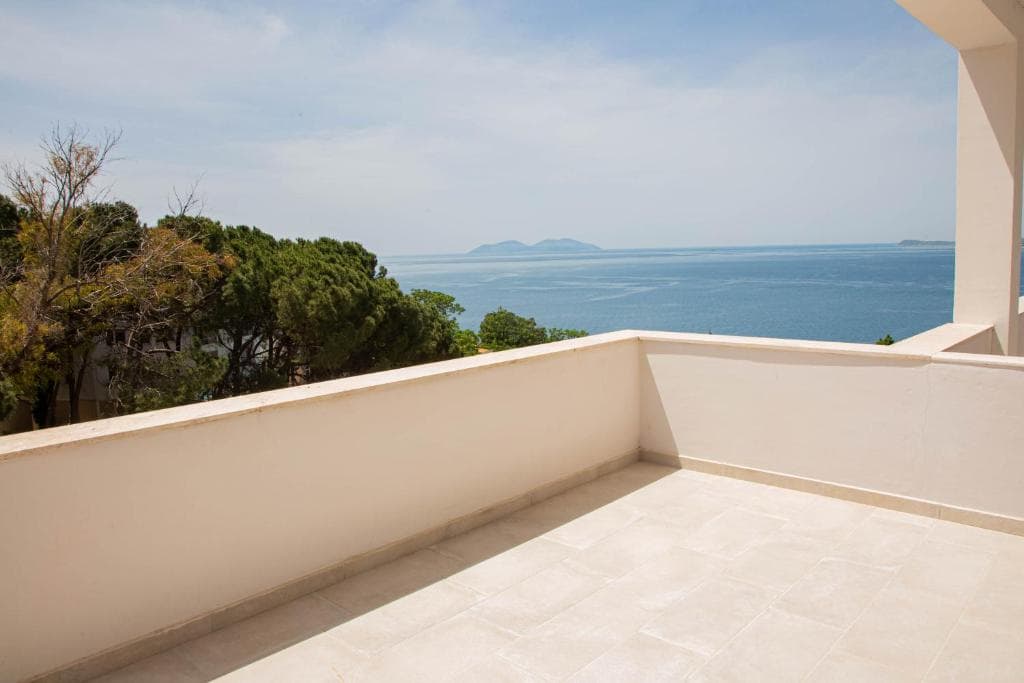 Hotel & Spa Aerial - 34