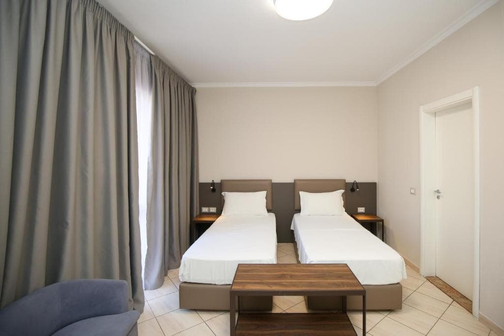 Hotel Regina Garden - 2