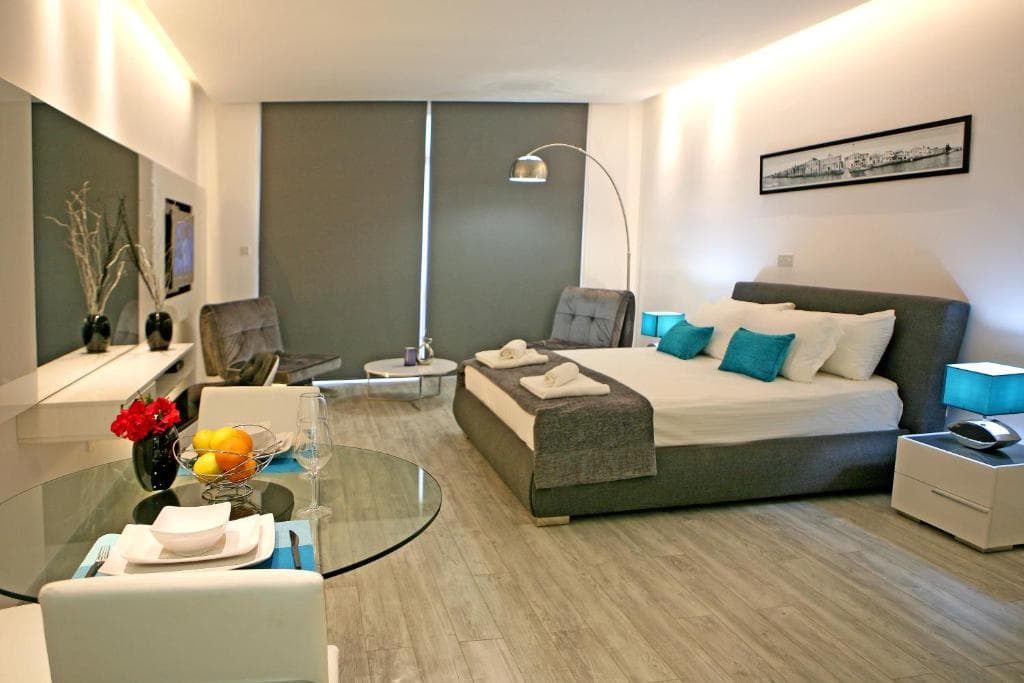 Corina Suites and Apartments - 20