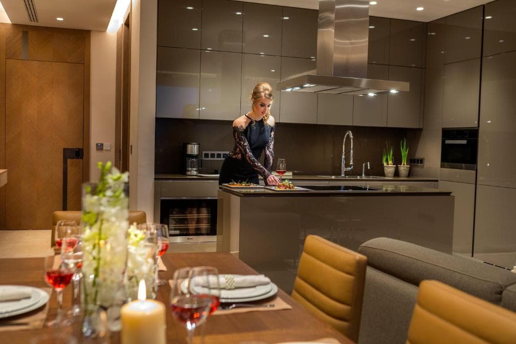 Four Seasons Hotel - 6