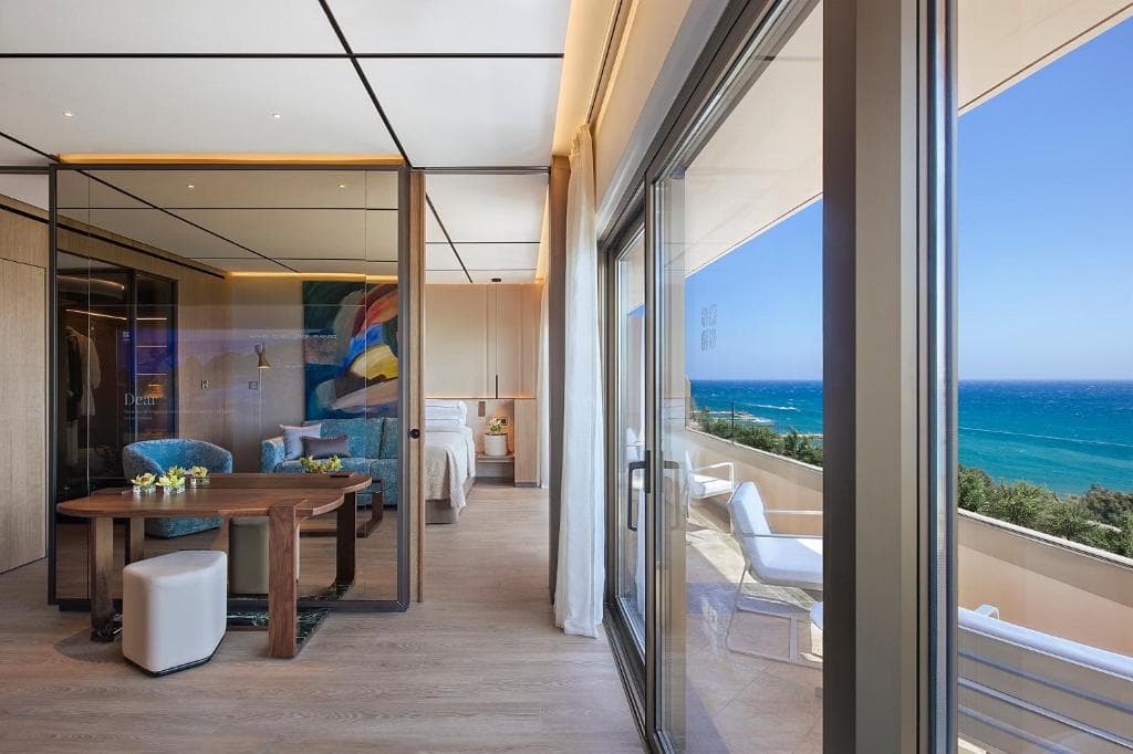 Four Seasons Hotel - 29