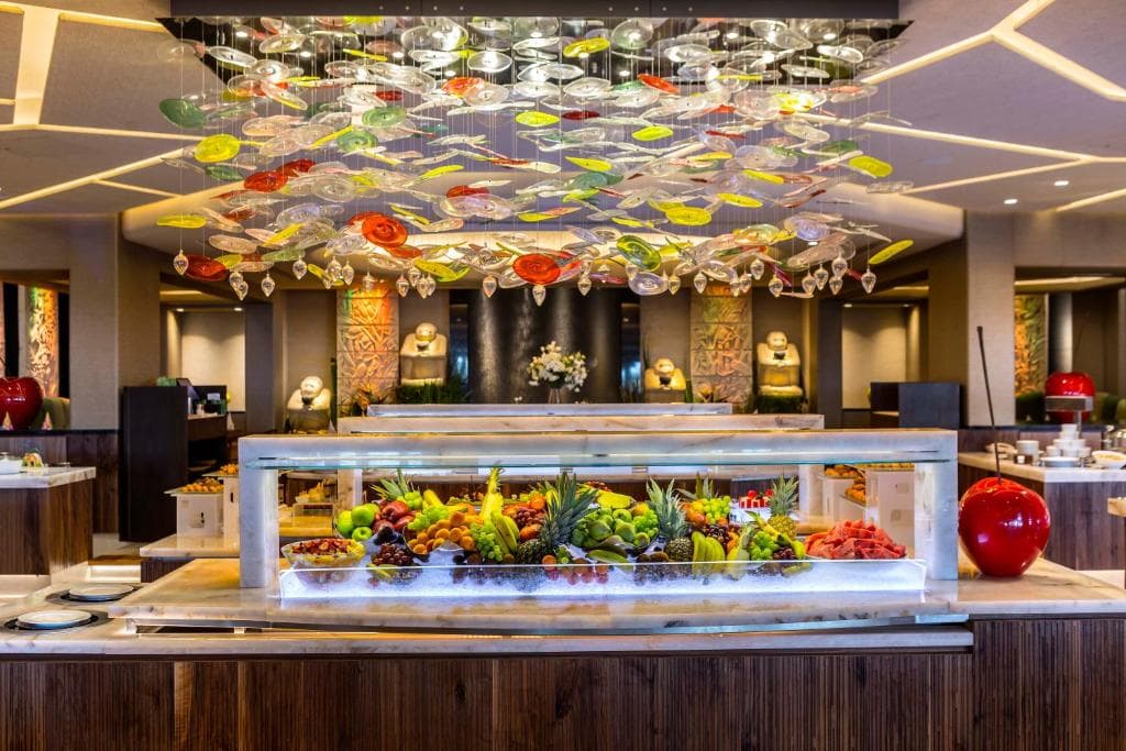 Four Seasons Hotel - 36