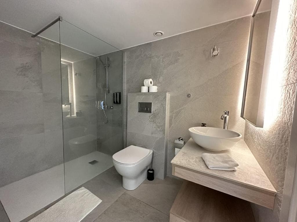 Eden Beach Apartments - 22