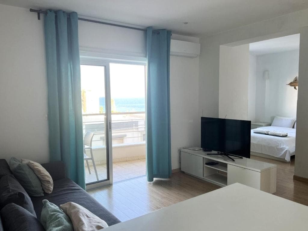 Eden Beach Apartments - 25