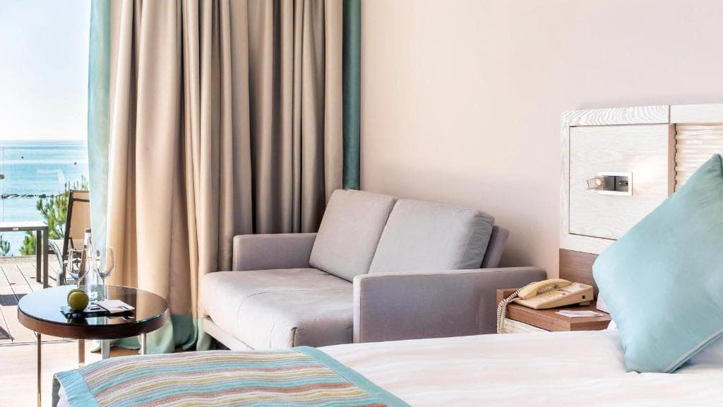 Crowne Plaza Limassol, an IHG Hotel - 11