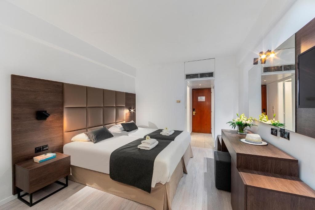 Kapetanios Odyssia Hotel - 9