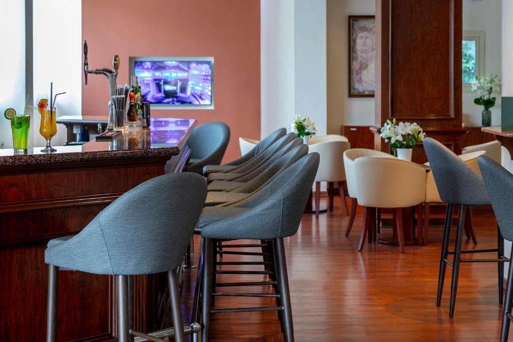 Kapetanios Limassol Hotel - 18