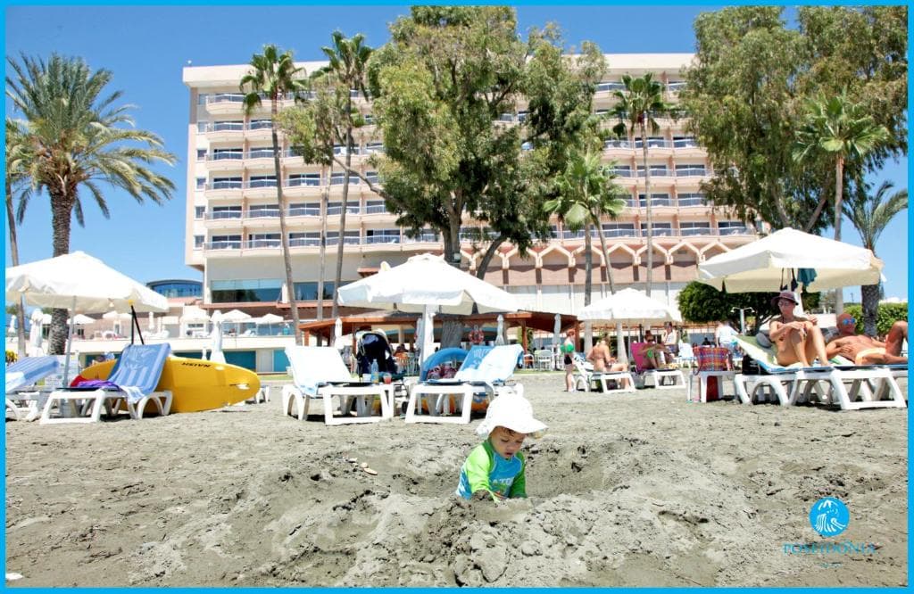 Poseidonia Beach Hotel - 12