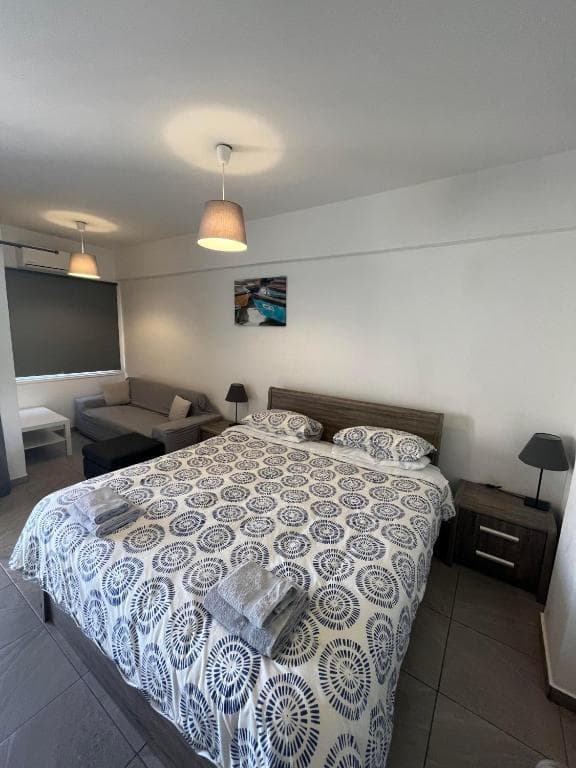 Polyxeni Hotel Apartments - 11