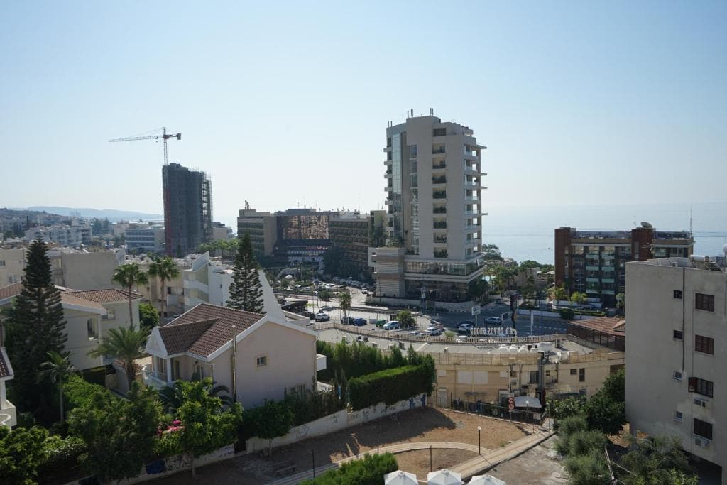 Polyxeni Hotel Apartments - 27