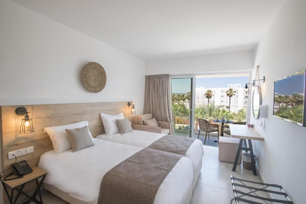 Hotel Bohemian Gardens - 22