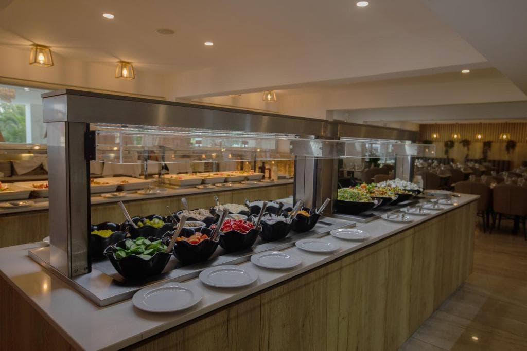 Hotel Bohemian Gardens - 34