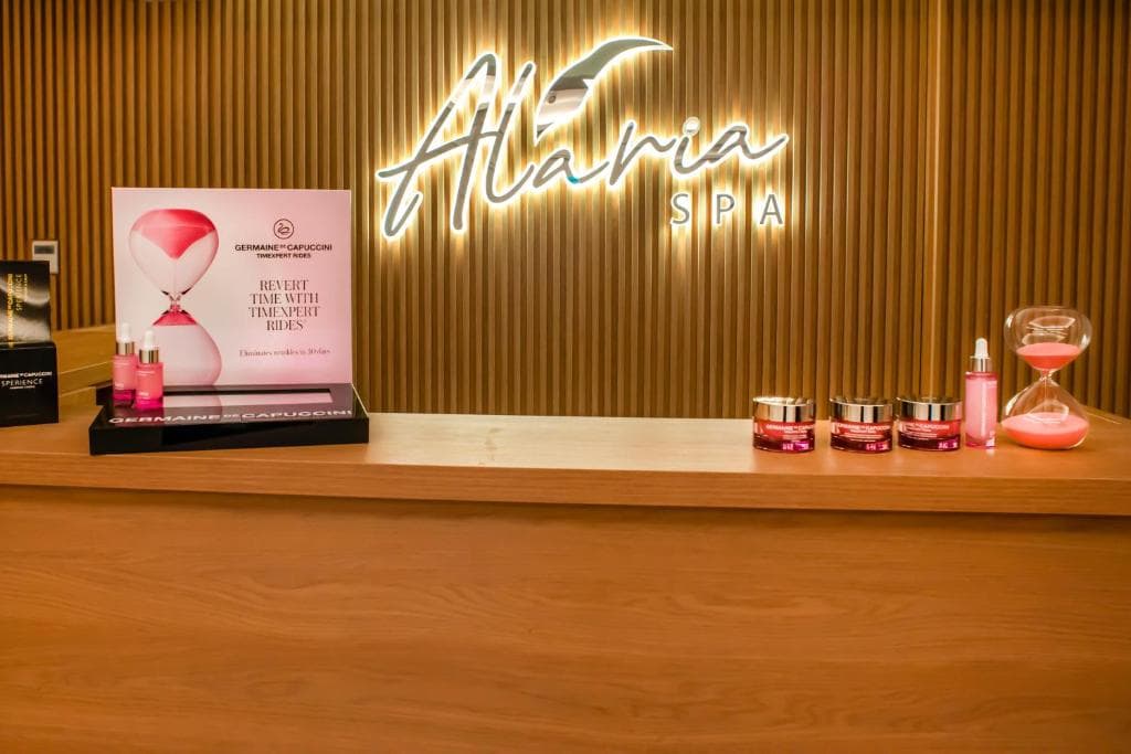 At Herbal Hotel - 45