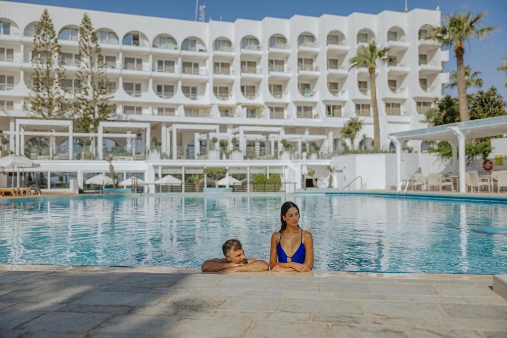 Hotel Golden Coast Beach - 16