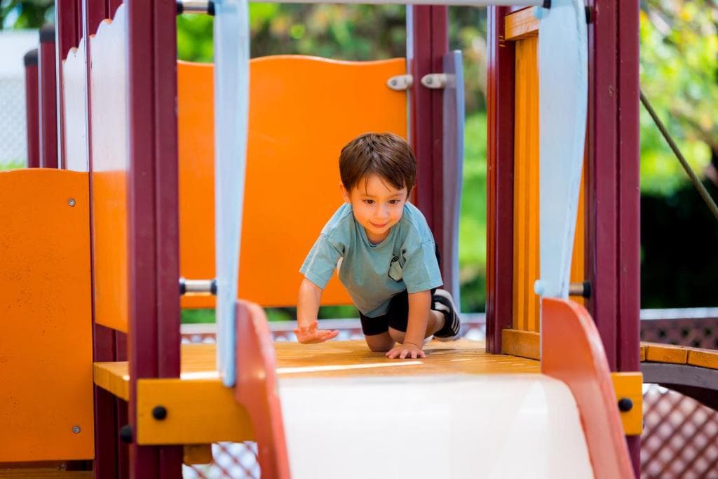 Hotel Golden Coast Beach - 38