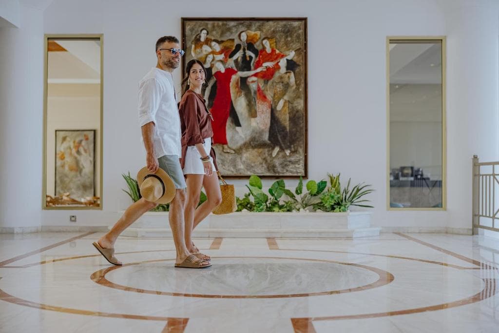 Hotel Golden Coast Beach - 43