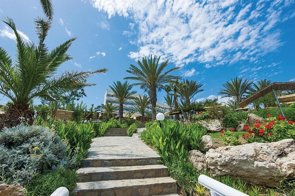 Hotel Crystal Springs Beach - 10