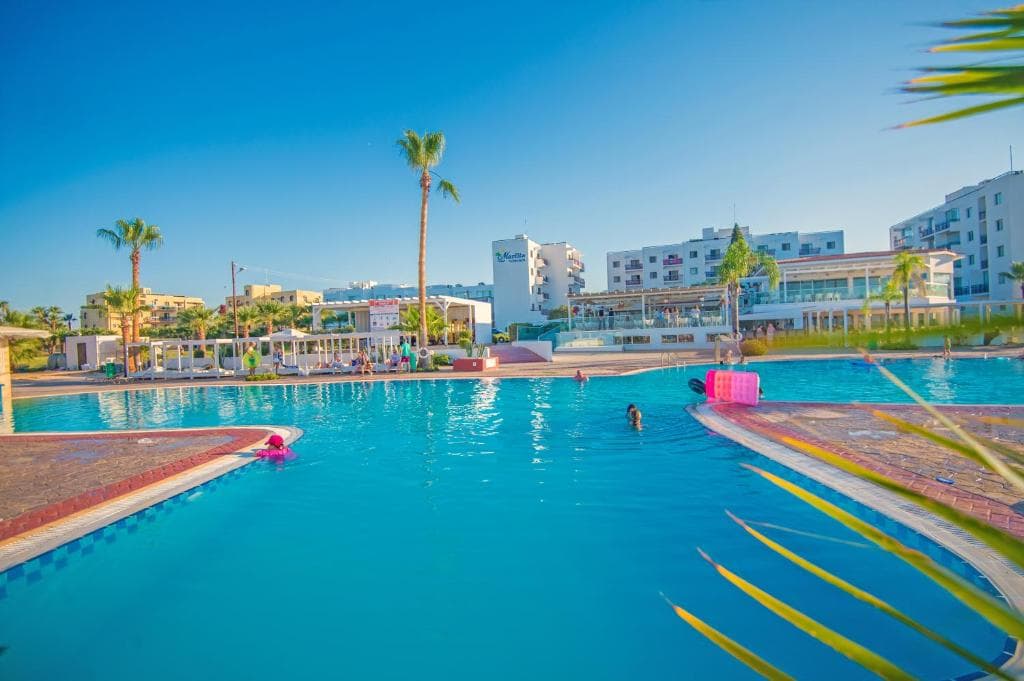 Marlita Beach Hotel Apartments - 44