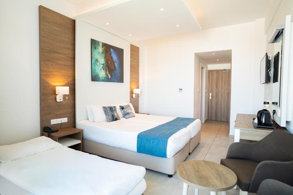 Gaia Sun N Blue Hotel - 30