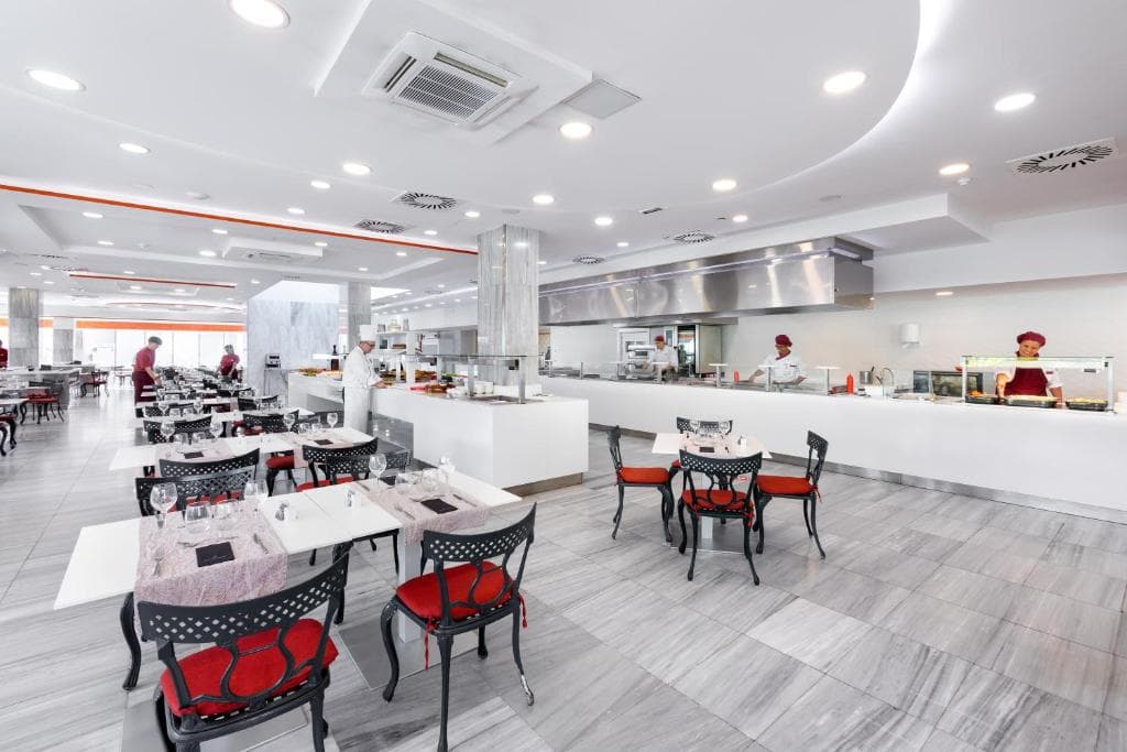 Hotel Alexandre Troya - 41