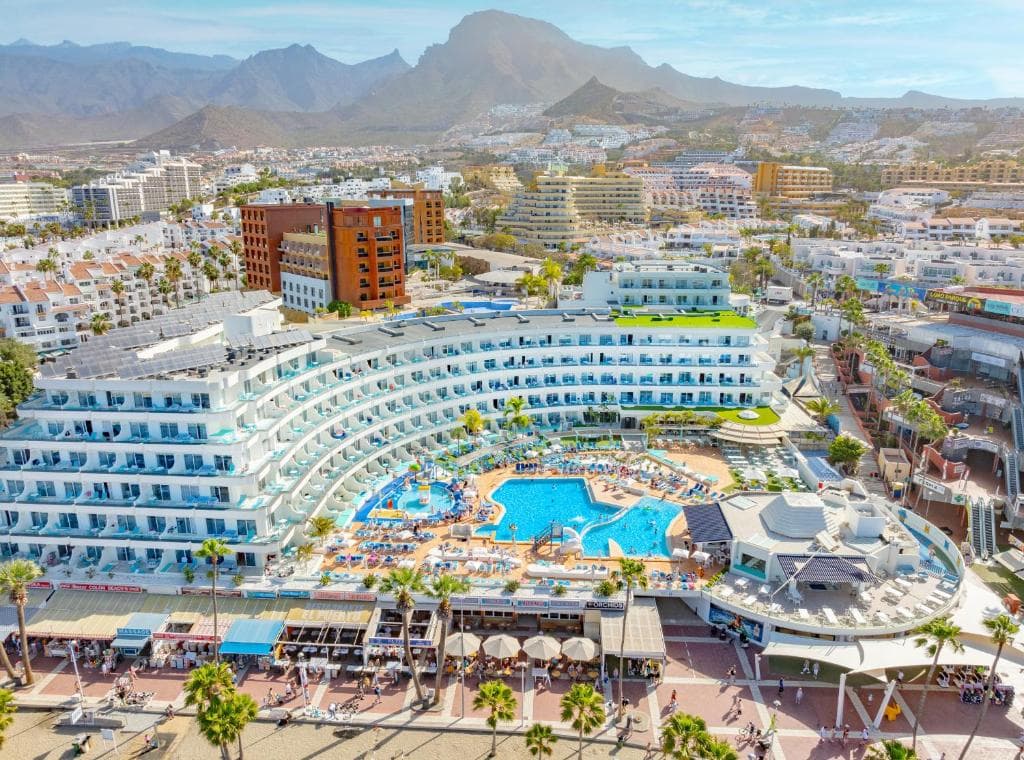 Hovima La Pinta Beachfront Family Hotel - 4