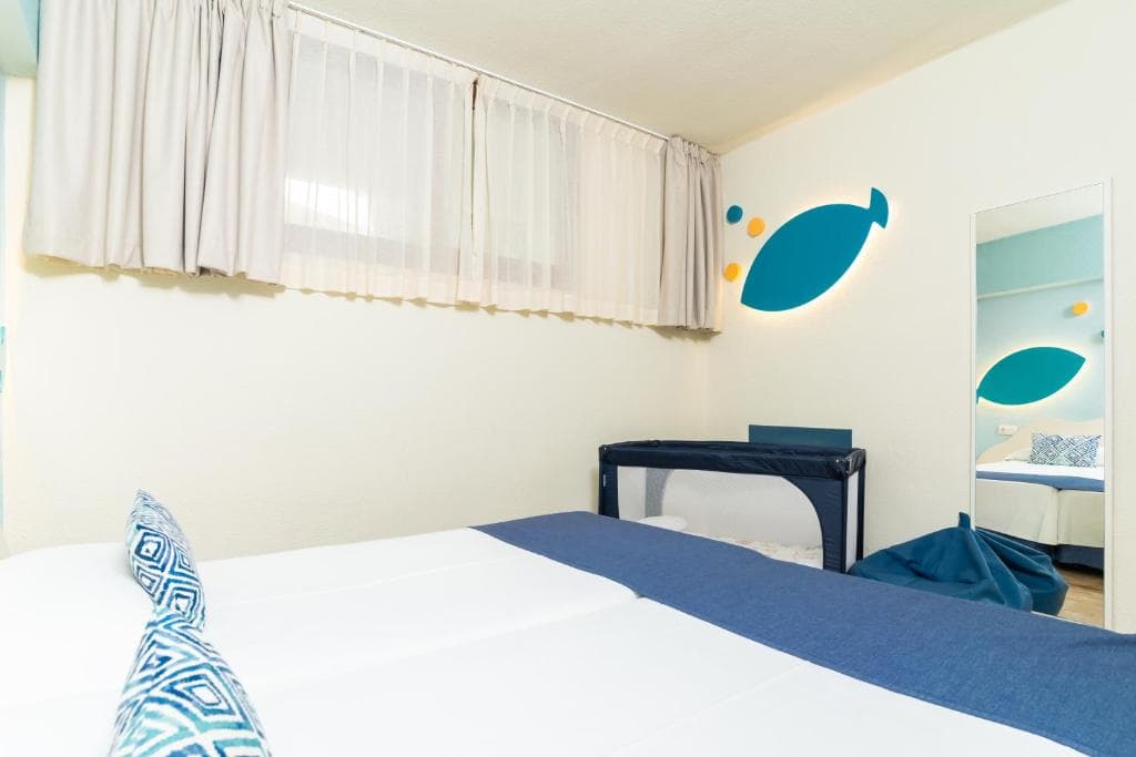 Hovima La Pinta Beachfront Family Hotel - 42