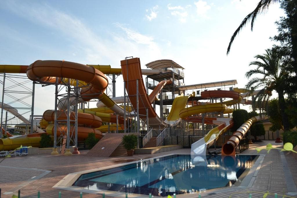 TT Hotels Pegasos World - 36