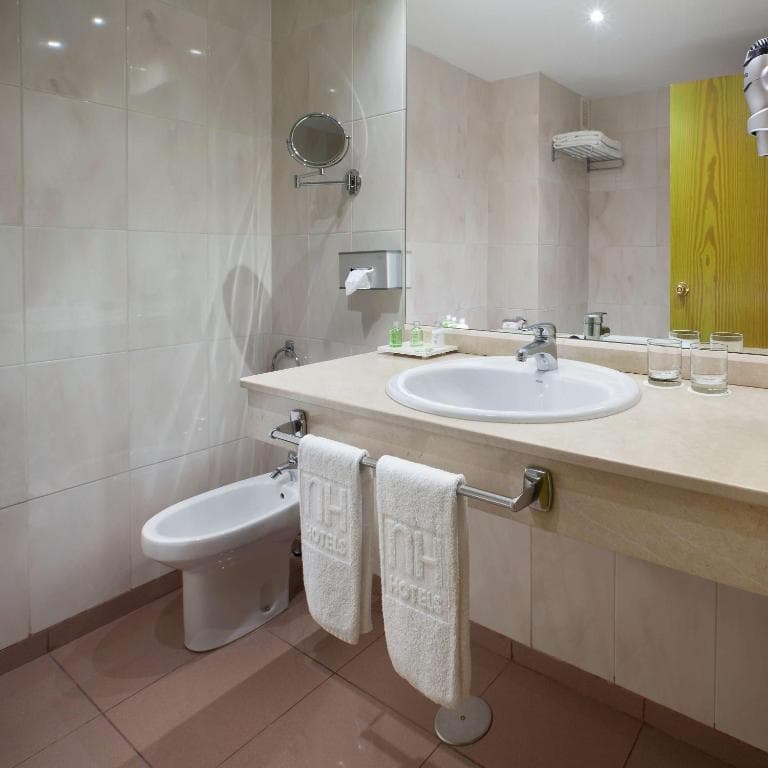 NH Las Palmas Playa las Canteras - 31