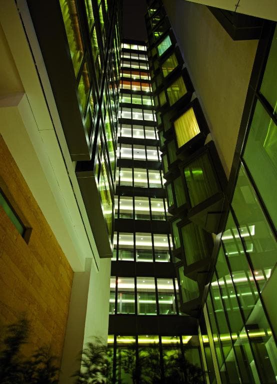 Crowne Plaza Istanbul Harbiye by IHG - 14