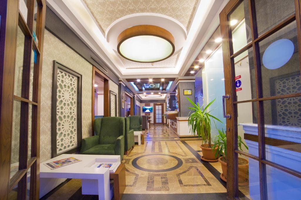 Hotel Black Tulip - 2