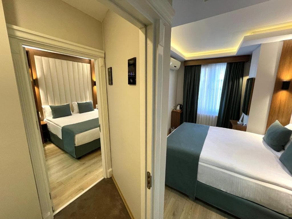 Hotel Black Tulip - 28