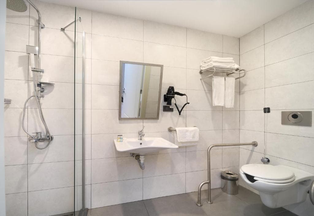Ess Hotel - 9