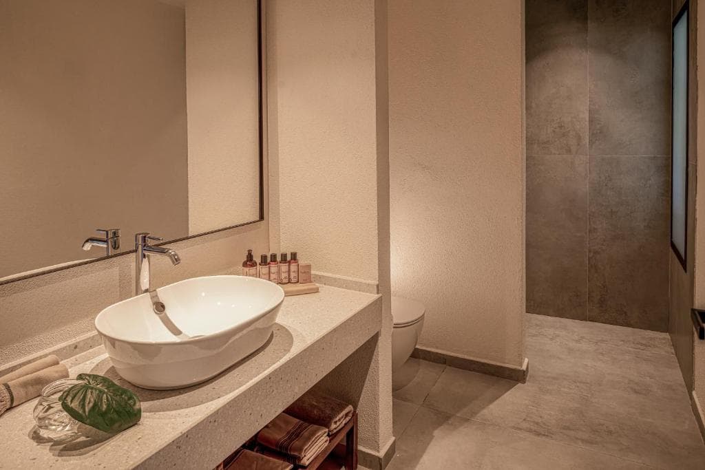 Balmy Beach Resort - 11