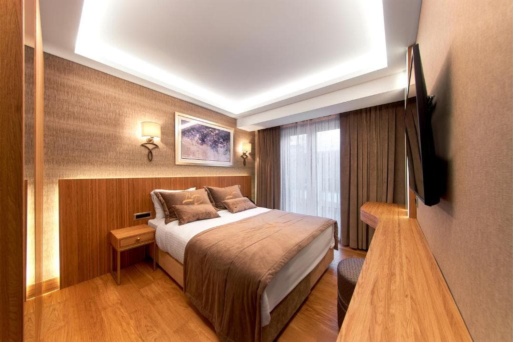 Lady Diana Hotel - 21