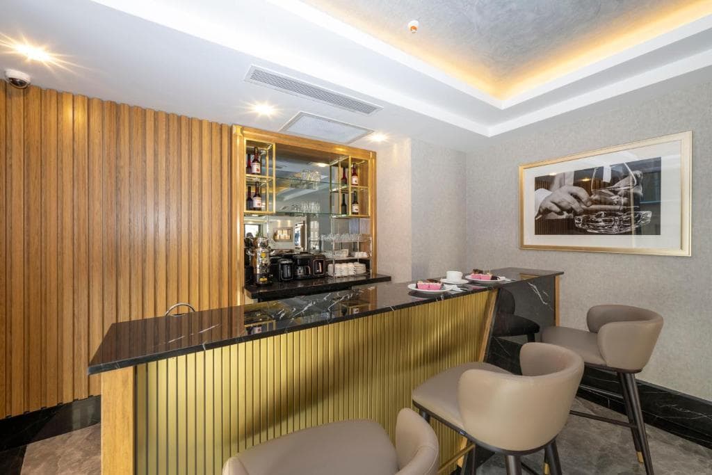 Ravi Hotel - 30