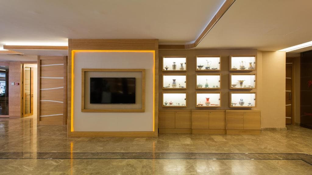 Prestige Hotel - 43
