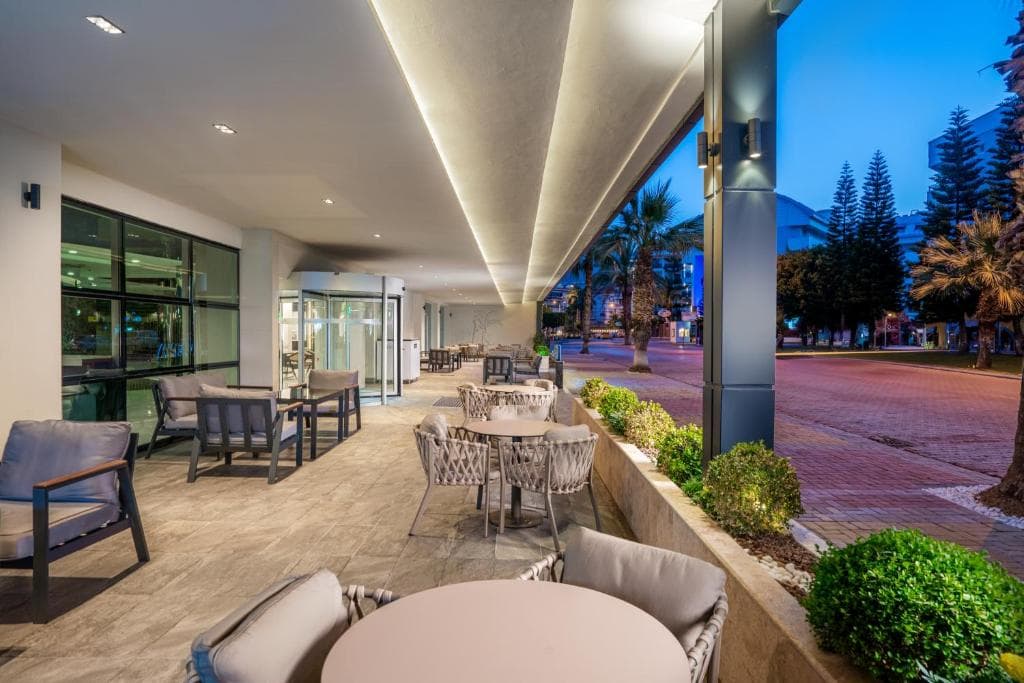 Hotel Avena Resort And Spa - 11