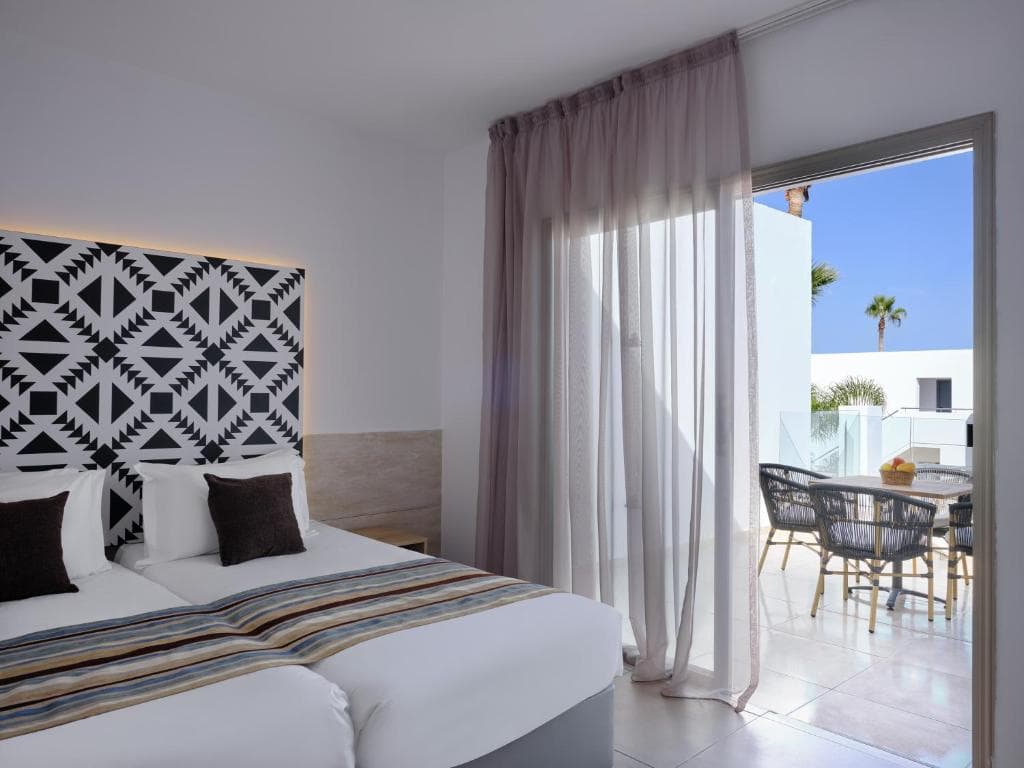 Atlantica Panthea Resort - 8