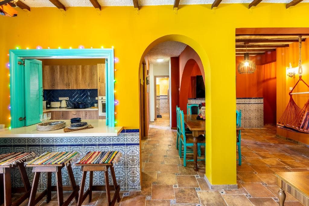 Castle Holiday Apartments - 22